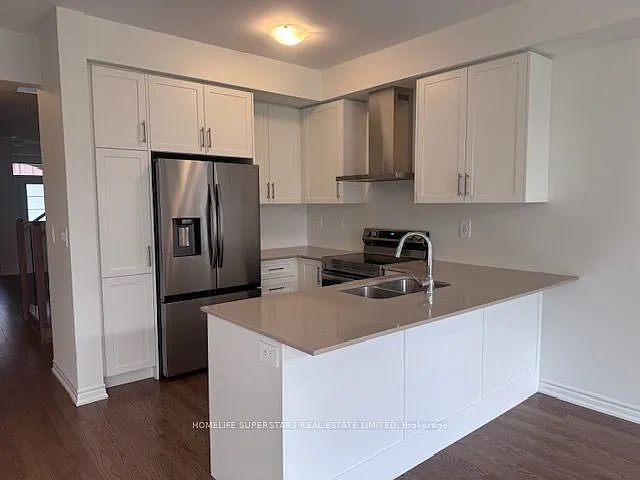 319 Bergamot Ave — Photo 6