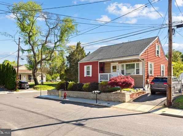 19 Francis St, Wrightstown, NJ 08562