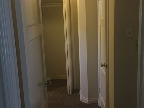 4th image of 9027 Reading Ave