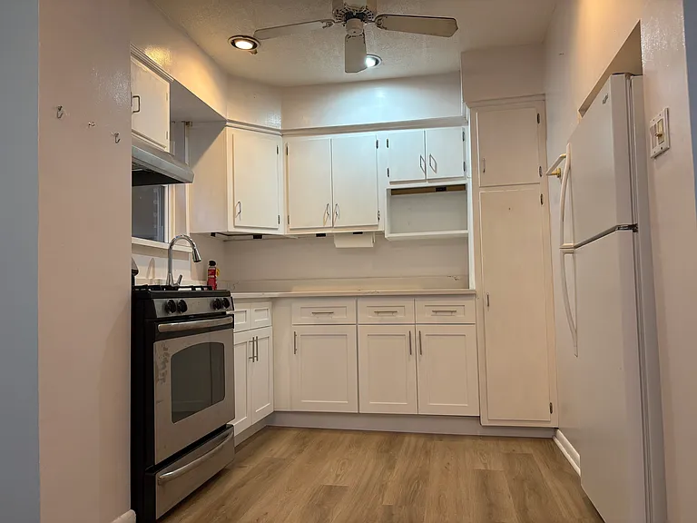 4006 Balwynne Park Rd #1 — Photo 3