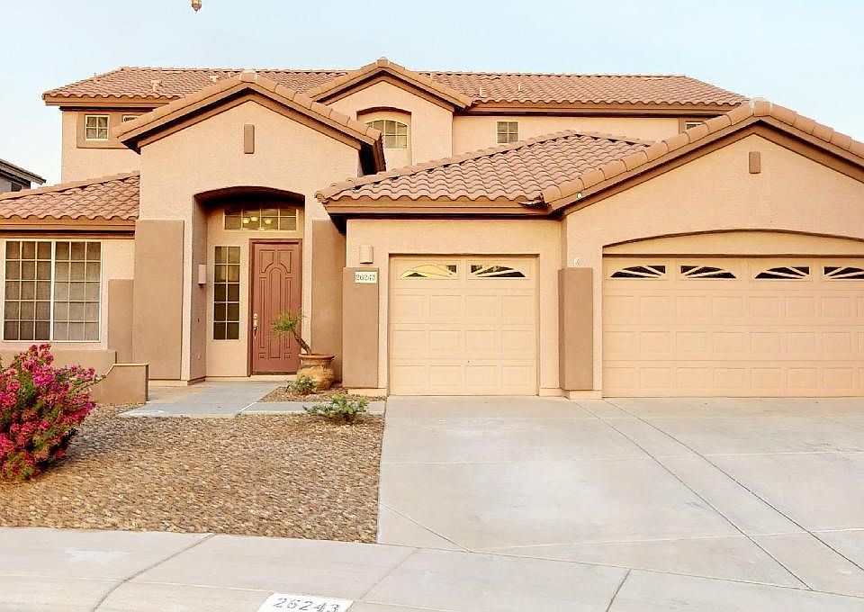 Beautiful home in culdesac