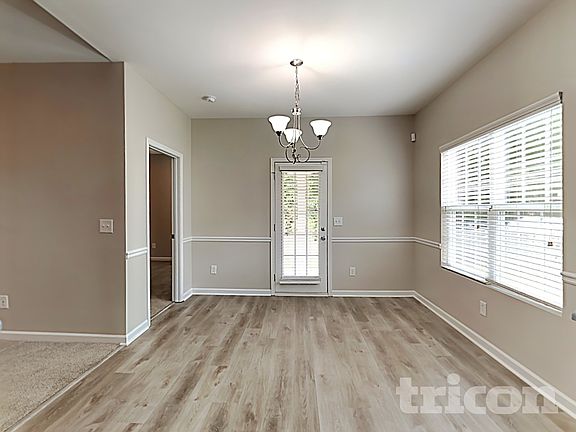 4th image of 1184 Warm Spring Ct