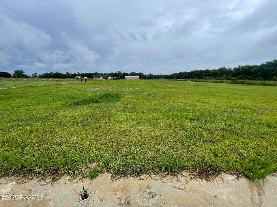 2nd image of 10135 Romules Rd