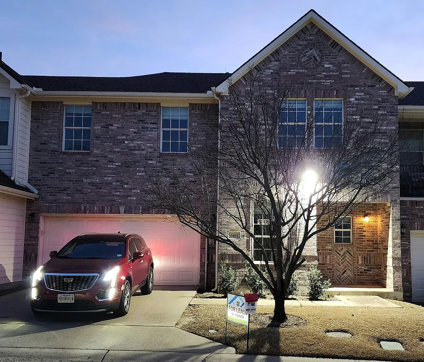 3 bed, 2.5 bath, 2236 sqft, $3,400 — Photo 2