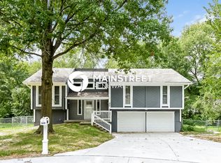 1410 Robin St, Kearney, MO 64060