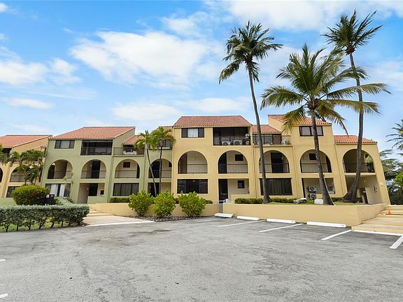 2nd image of 94 Beach Village Dr