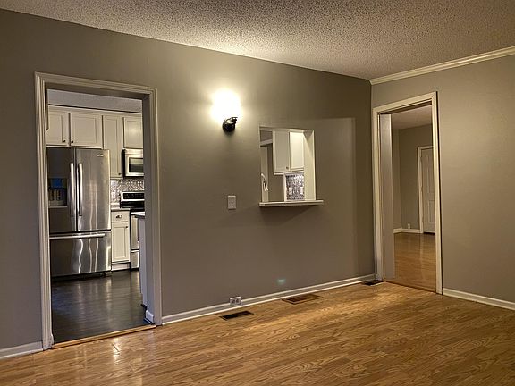 3rd image of 244 Grove St