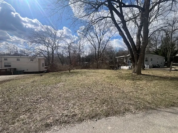 2795 E 28th Rd Lot 578, Seneca, IL 61360