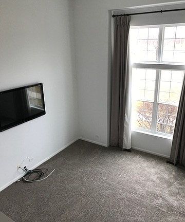 4th image of 315 Saunders Cir Unit 315