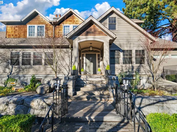 3465 NE Pacific St, Portland, OR 97232