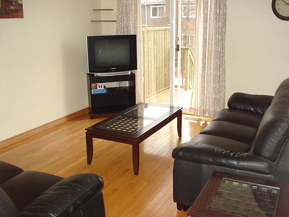 4th image of 107 Acacia Dr