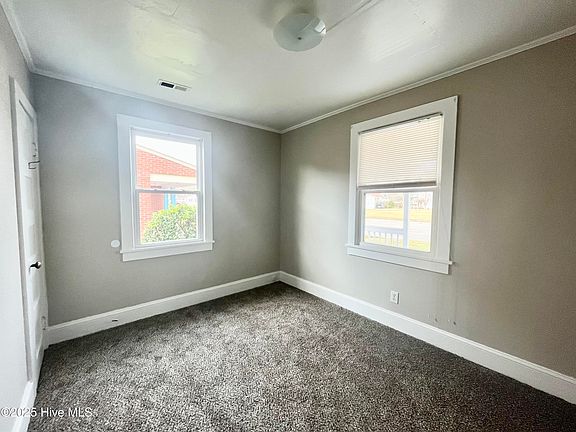 3rd image of 803 W Elizabeth St