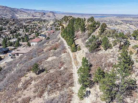 3rd image of 6668 Old Ranch Trail