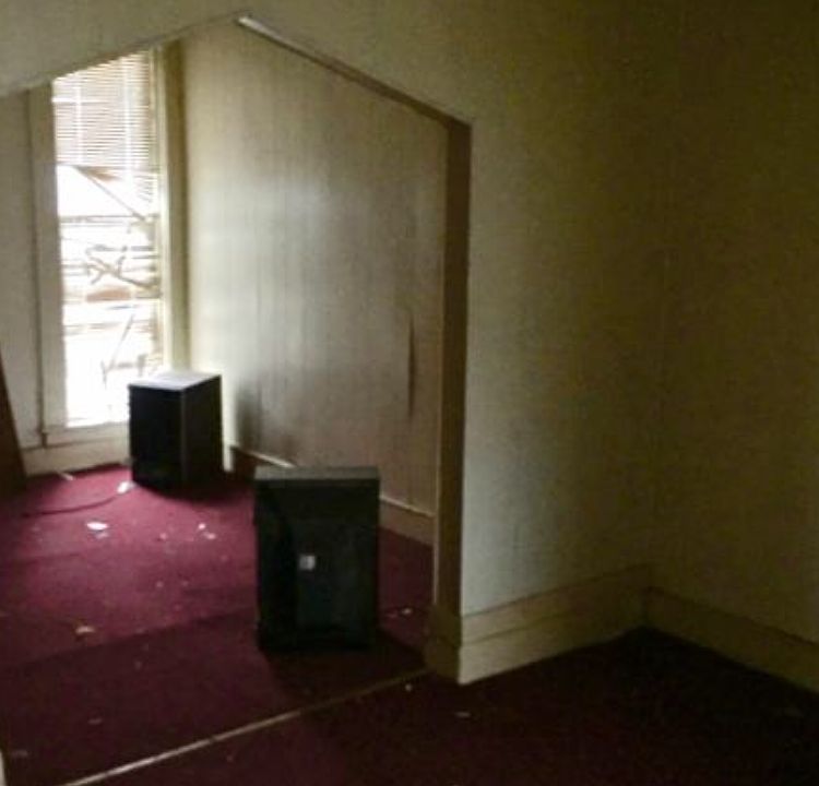 1st image of 1933 S Salford St