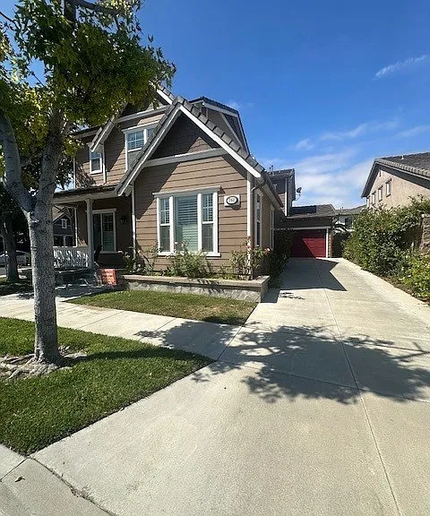 761 Clark Way — Photo 2