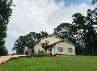 569 Weatherford Cir, Dadeville, AL 36853