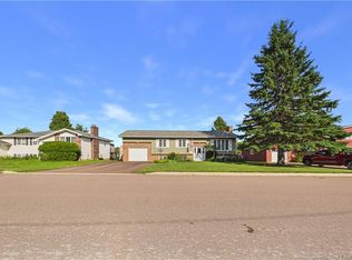 23 Pointe Aux Renards St, Dieppe, NB E1A 7W7
