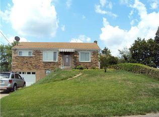 6361 Crestview Dr, South Park, PA