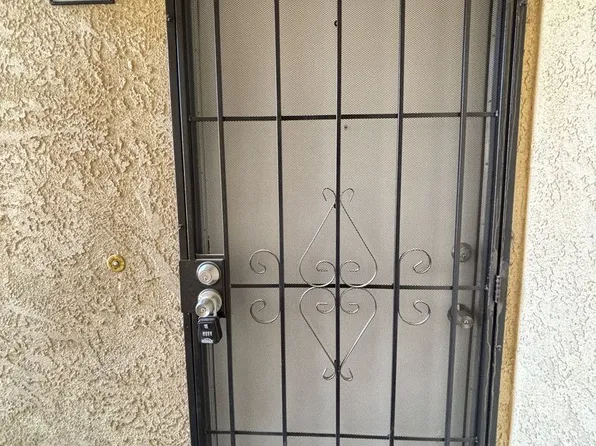 38729 11th St E, Palmdale, CA