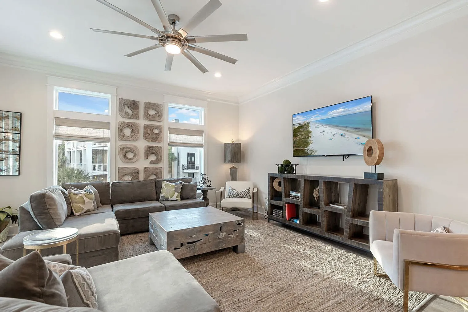 5 bed, 4.0 bath, 2992 sqft, $12,485 — Photo 3