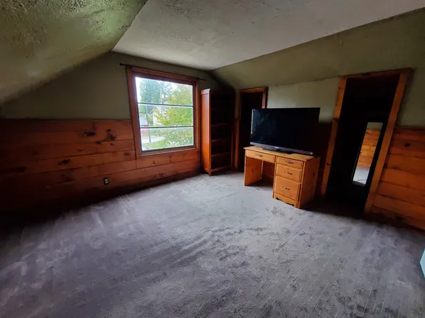 1019 Cascade Ave #1, Shelton, WA 98584