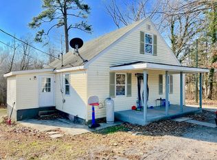 999 Hungarytown Rd, Blackstone, VA 23824