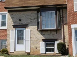 706 Robinwood Dr, Mount Airy, MD 21771