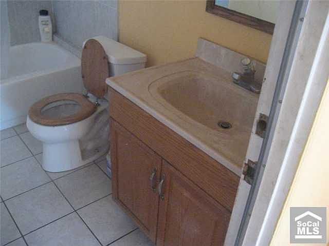 2nd image of 12042 Dunklee Ln