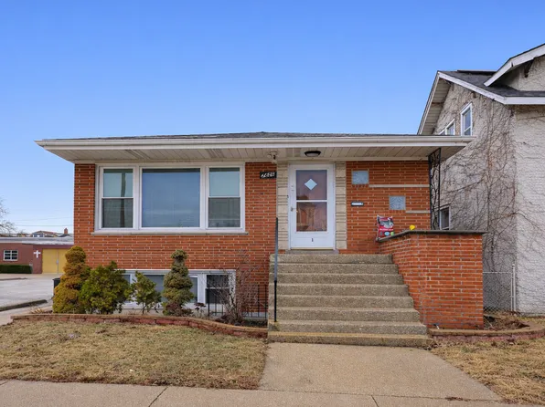 7426 W 62nd Pl, Summit Argo, IL 60501