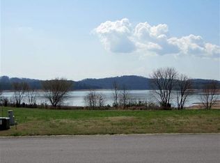 4032 Paradise Dr, Mooresburg, TN 37811