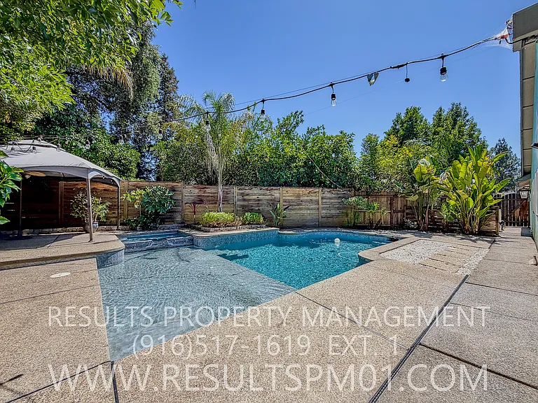 9524 Kellingworth Ct — Photo 36