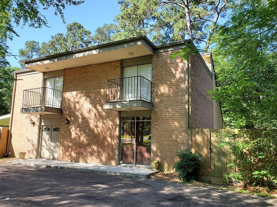 1st image of 15311 Oaklawn Park Dr