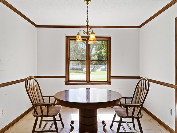 5th image of 4354 Cricket Dr