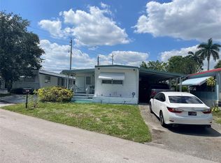 8581 SW 20th Pl, Davie, FL 33324