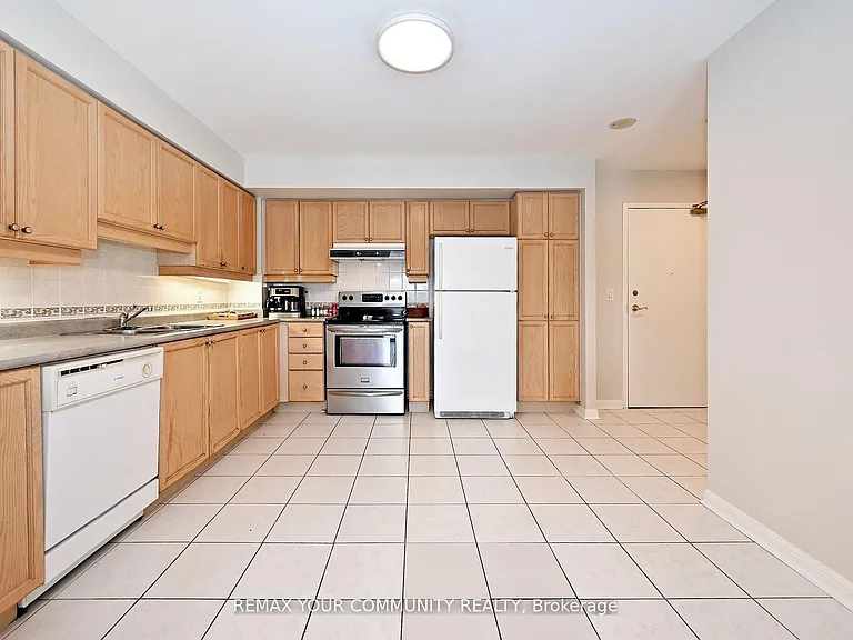 2500 Rutherford Rd #502 — Photo 8