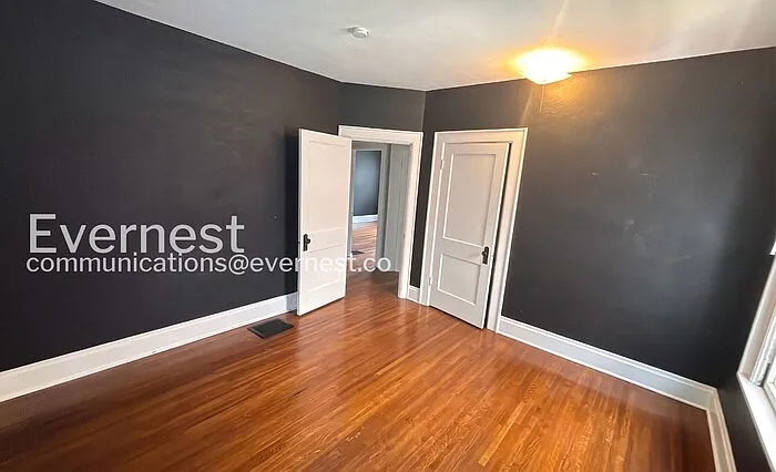 700 Linwood Ave — Photo 22