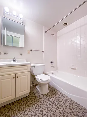 Rented by City Connections Realty | media 31
