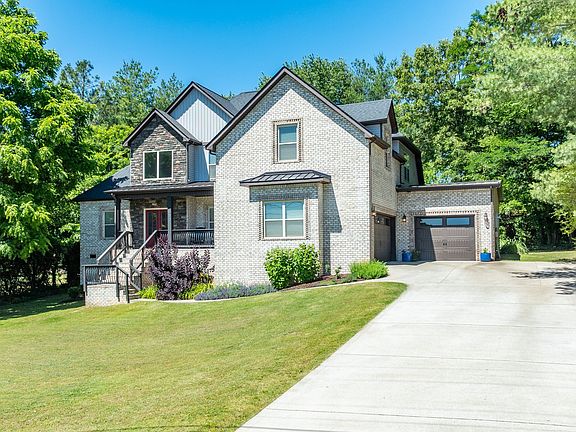 2nd image of 652 Vaughan Rd