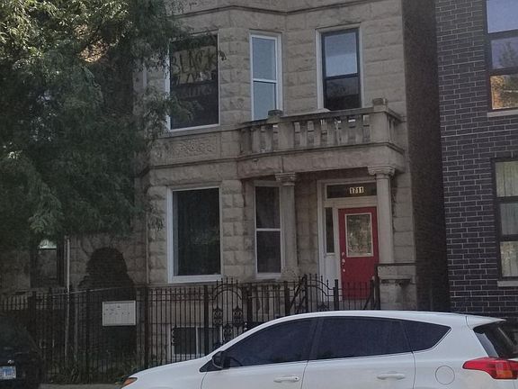 2nd image of 1711 N Kedzie Ave #3