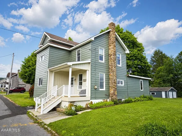 806 Vine St, Portage, PA 15946