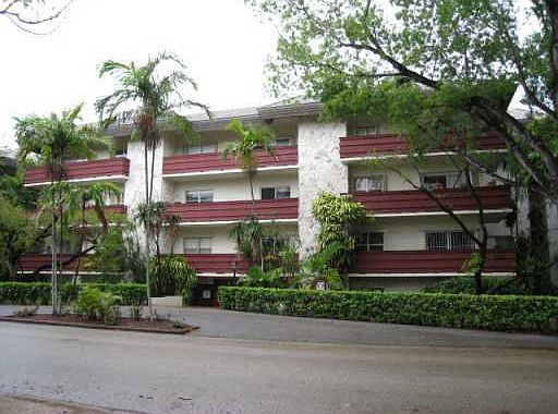 1st image of 1205 Mariposa Ave APT 203