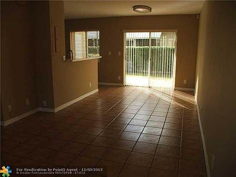 3rd image of 1111 SW 44th Ter #1111
