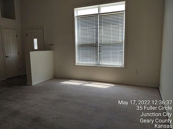 3rd image of 44 Fuller Cir