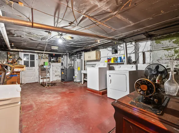 2229 East 38th Street image 25 of 33