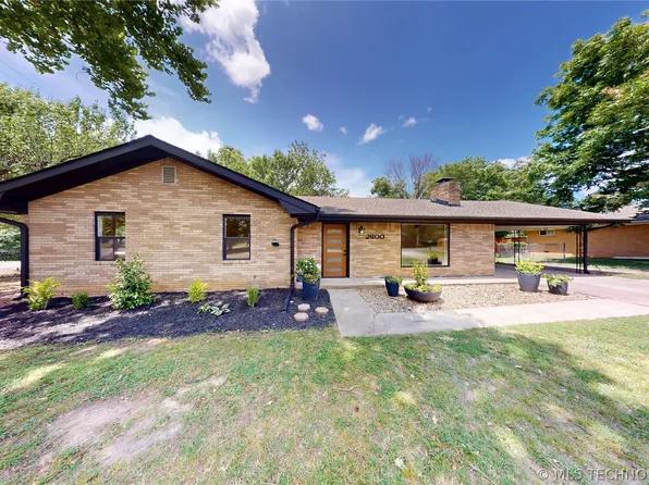 2600 Woodland Dr, Ada, OK 74820