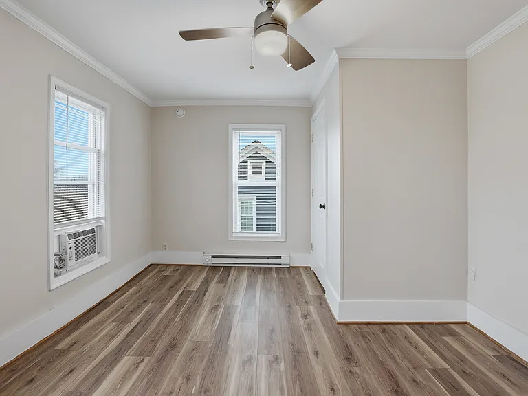 319 E A St #1 — Photo 17
