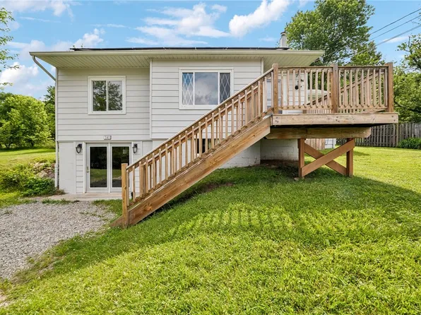 141 Beech Rd, Pittsburgh, PA 15239