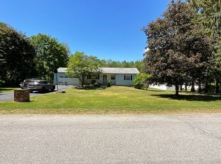 39 Kensington Dr, Hopewell Junction, NY 12533