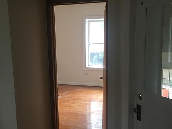 3rd image of 2112 Maury Ave Floor 2