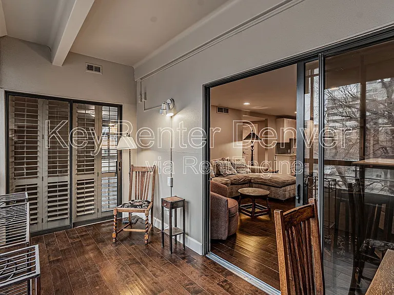 800 N Pearl St #202 — Photo 32